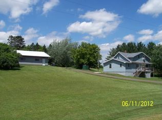 858 7th St, Clayton, WI 54004