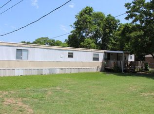 410 Watkins St, Elkhart, TX 75839