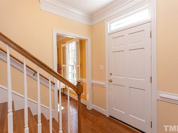 3rd image of 3216 Doulton Ln