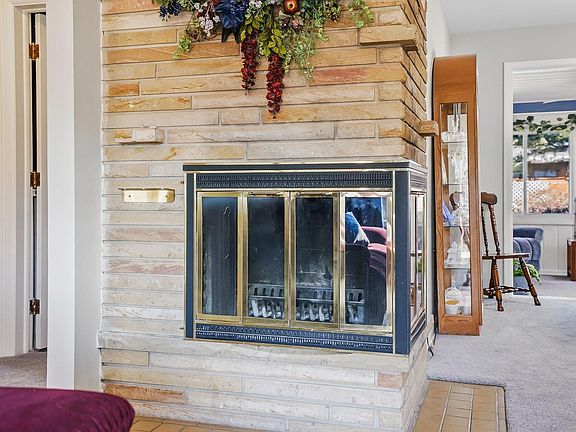 3rd image of 5105 Old Colony Rd