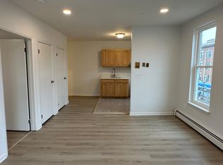 860 Bergen Ave APT 4, Jersey City, NJ 07306