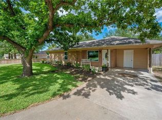 4208 Overlook Dr, Waco, TX 76708