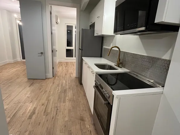 (undisclosed Address), Bronx, NY 10467