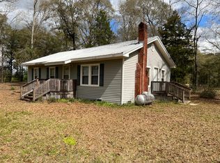 2633 W A Clark Rd, Bonifay, FL 32425