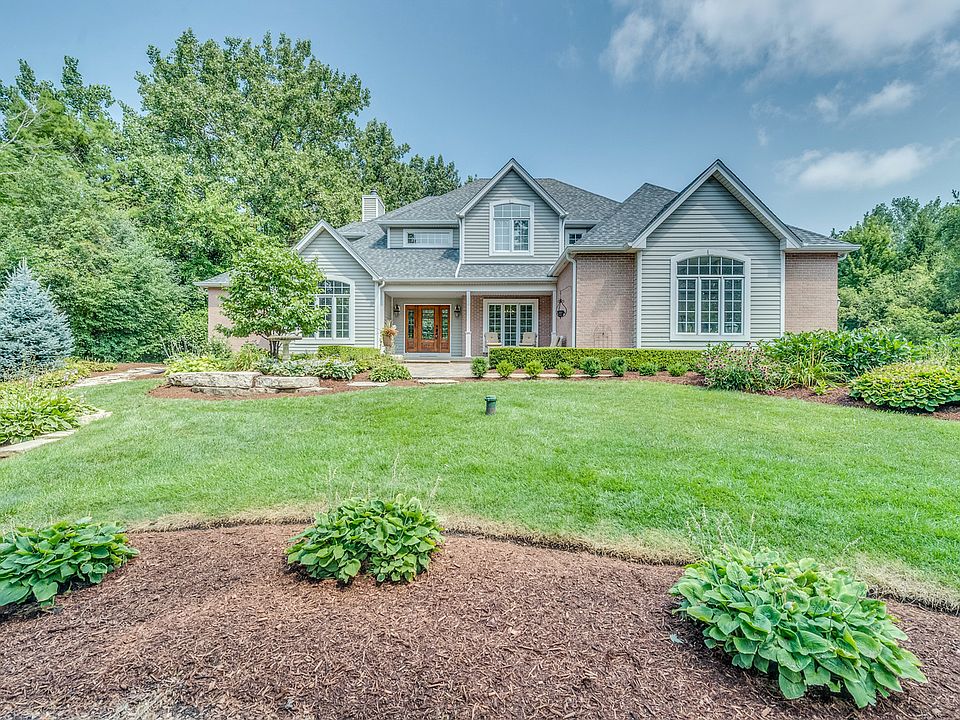 1st image of 8N669 Edgewood Rd