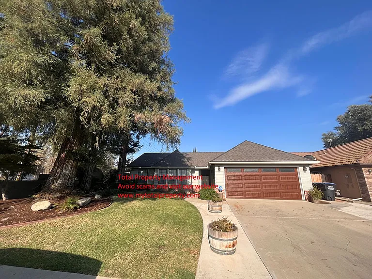 540 N Peppertree St — Photo 1