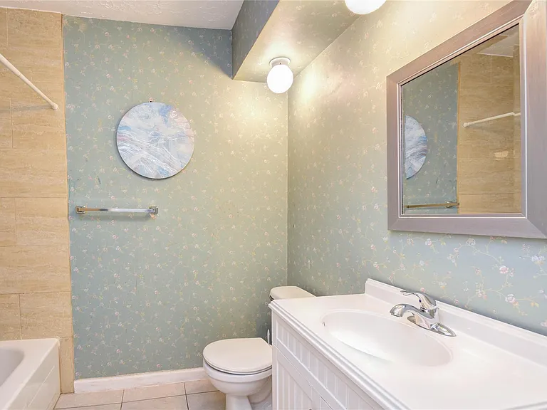 9510 Huntington Way Dr — Photo 29