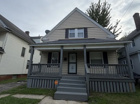 1722 Burgess Rd, Cleveland, OH 44112