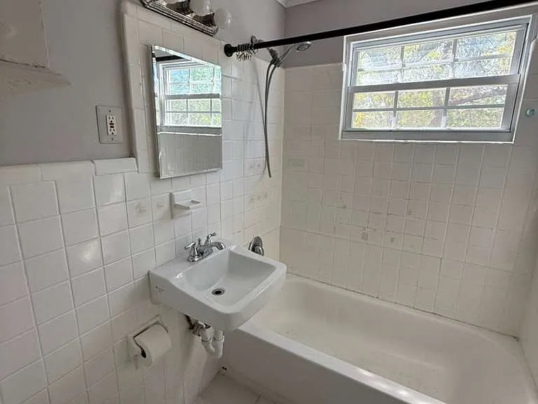 29 Oak Ridge Pkwy #SFH — Photo 3