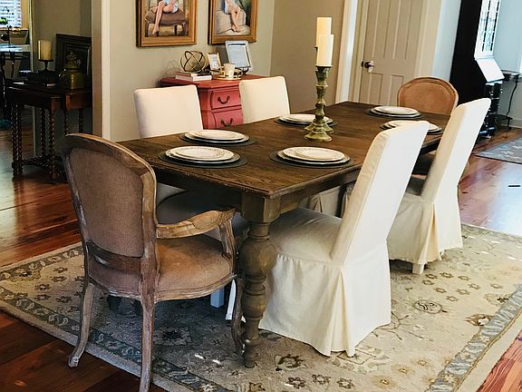 Spacious dining room