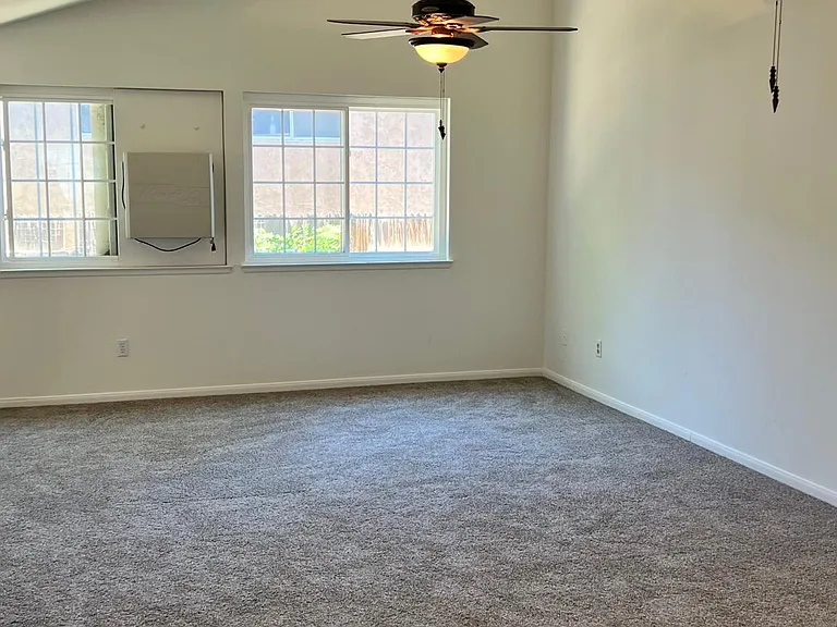 44209 Foxton Ave — Photo 4