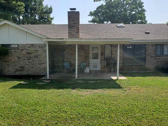 3rd image of 5637 Jamaica Cir