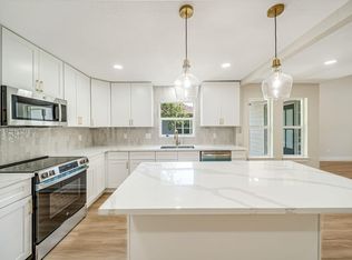 717 Clayton St, Tomball, TX 77375