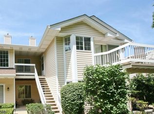 51 Fieldstone Rd, Bedminster, NJ 07921