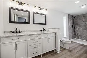 241 S Cotrell St — Photo 20