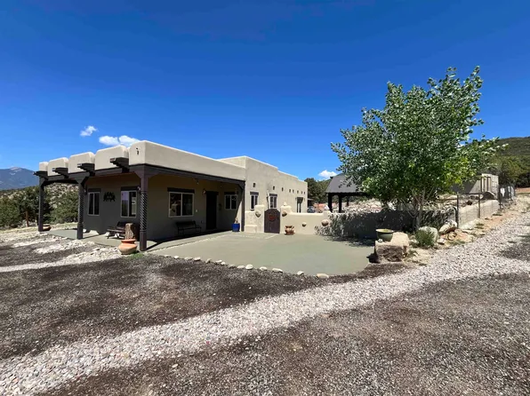 604 Paseo del Canon East, Taos, NM 87571-1111