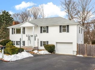 6 Anthony Dr, Woburn, MA 01801