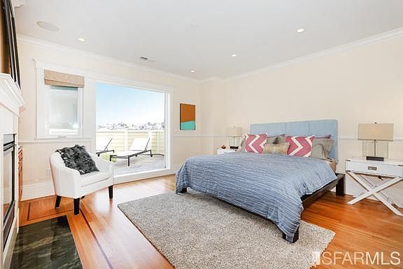 4th image of 4241 25th St #B