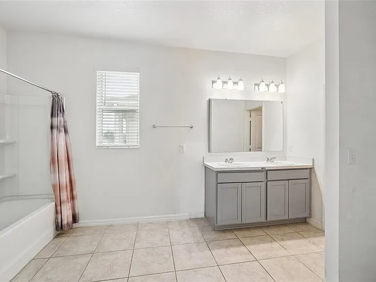 1187 Papaya Cir — Photo 22
