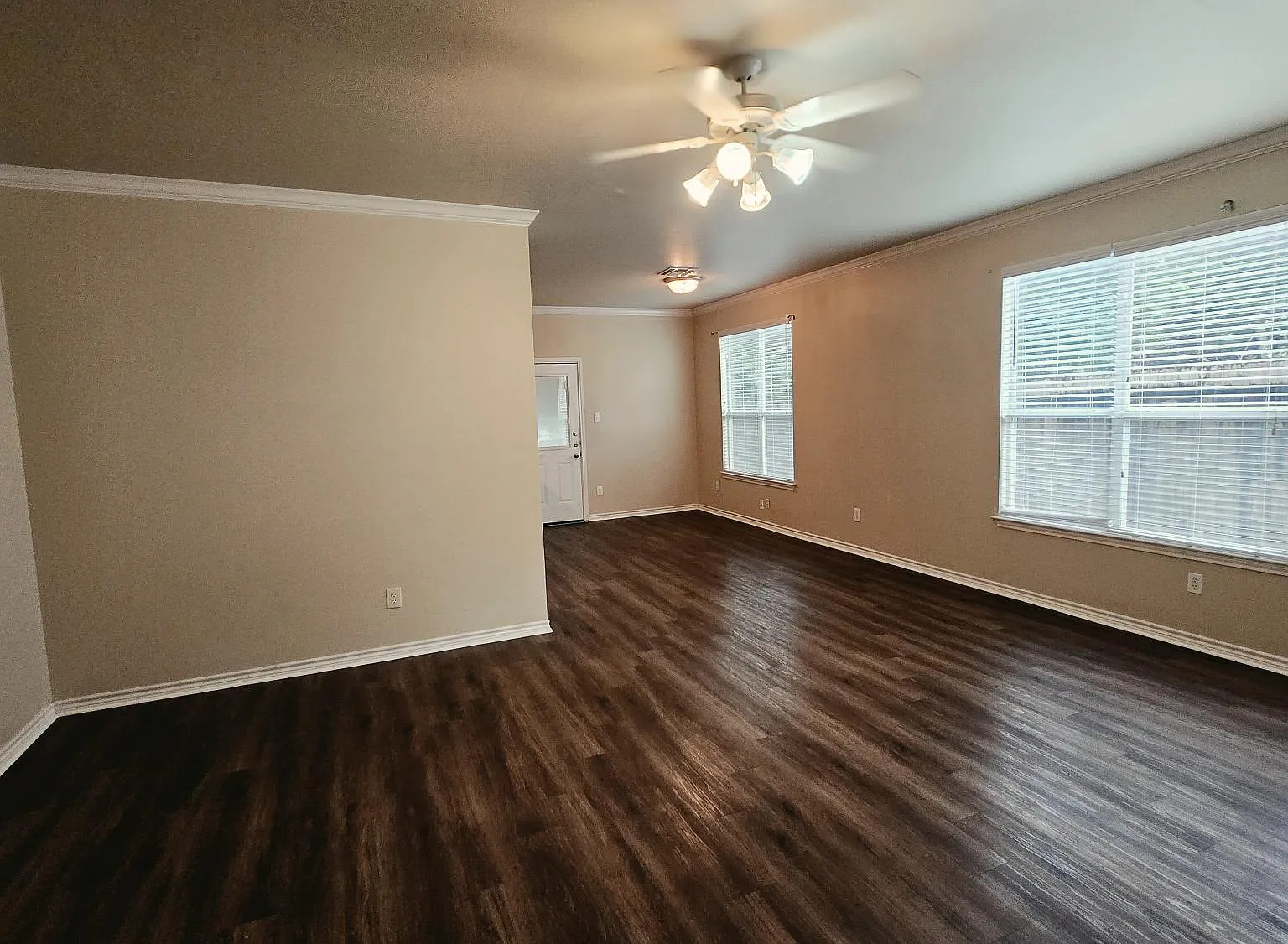 2 bed, 1264 sqft, $1,545 — Photo 4