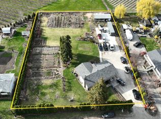 2662 Longhill Rd, Kelowna, BC V1V 2G5