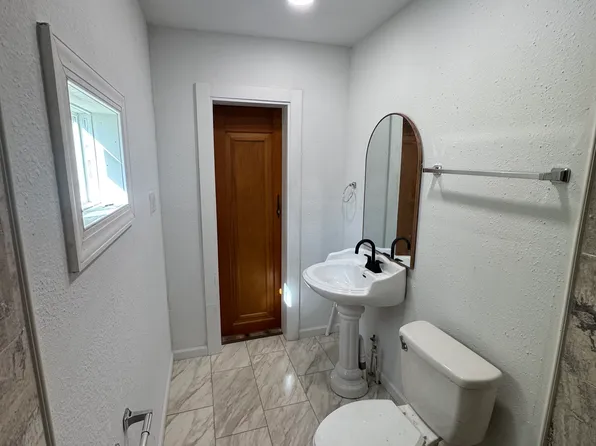 37221 Trilby Rd, Dade City, FL 33523