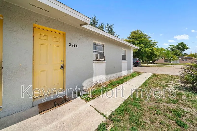 Building Photo - 322A Louise Ave