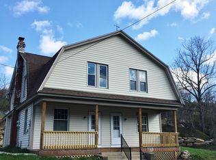 2392 Little Gap Rd, Palmerton, PA 18071