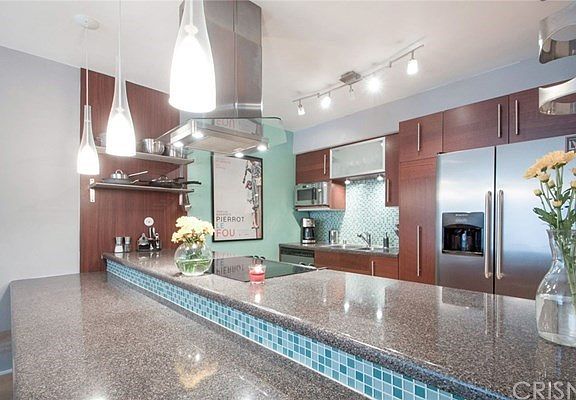 5th image of 14335 Huston St APT 108