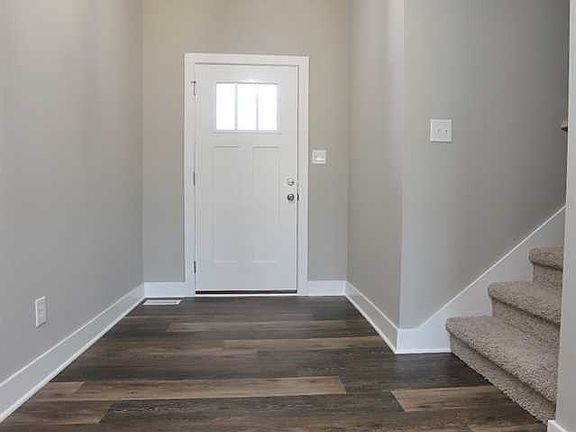 2nd image of 7546 Barnum Ct
