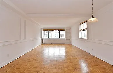 Rented by R New York