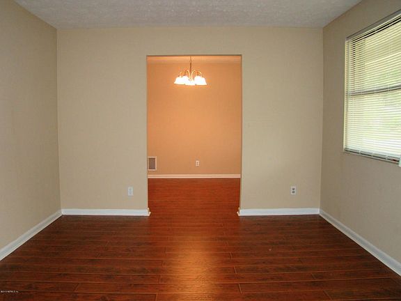 5th image of 1239 Arbor Cir
