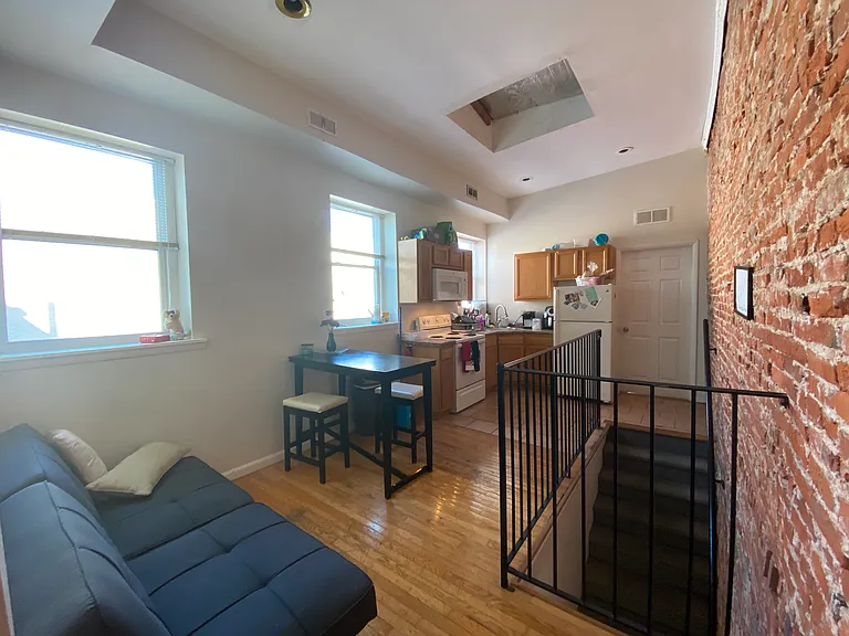 2131 N 17th St #3 — Photo 10