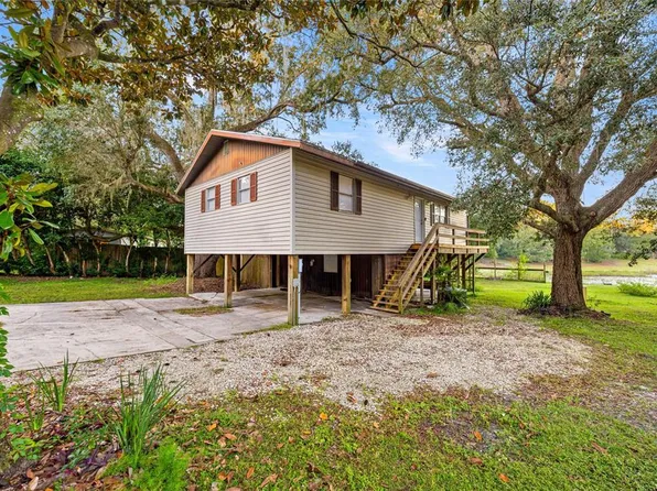 6490 SE 180th Avenue Rd, Ocklawaha, FL 32179