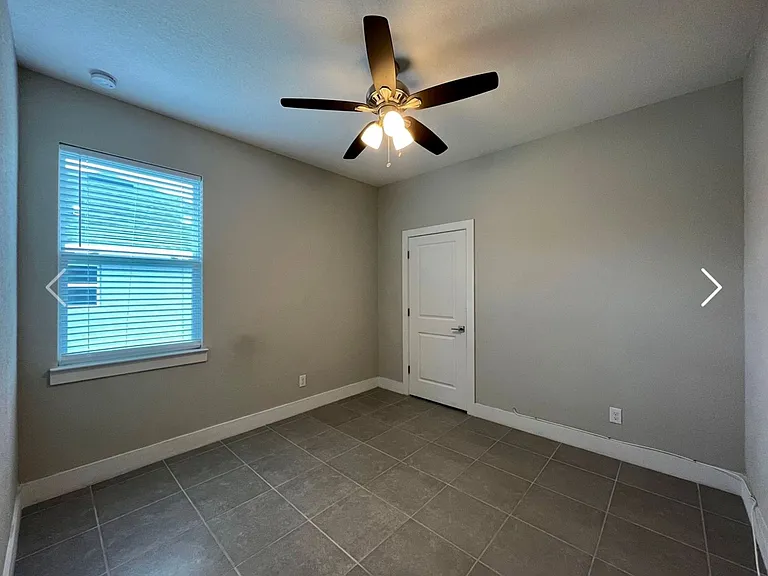 1157 Hudson Harbor Ln — Photo 13
