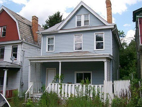 2nd image of 418 Fairywood St