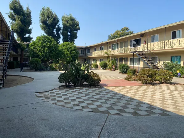 14929 Vanowen St #12, Van Nuys, CA 91405