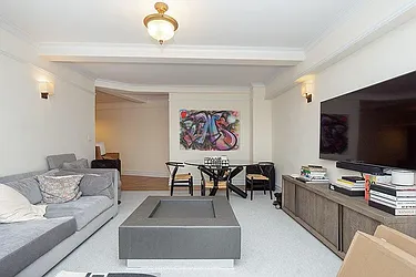 Rented by Rita S Citrin, LREB