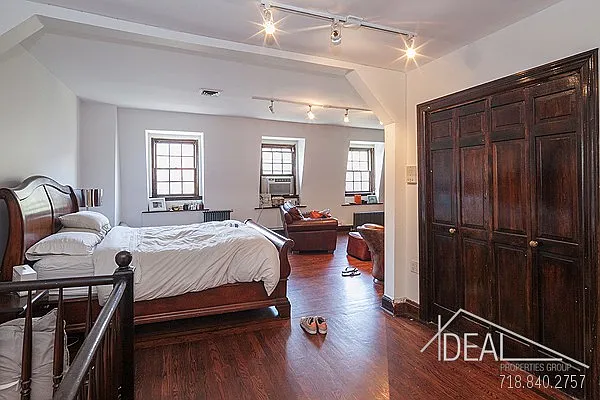 Rented by Ideal Properties Group | media 30