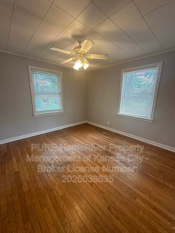 3 bed, 1.5 bath, 1316 sqft, $1,450 — Photo 3