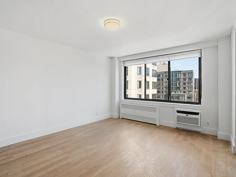 788 Columbus Ave #14C — Photo 10