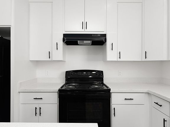 5th image of 405 Lions Villa Ave #11