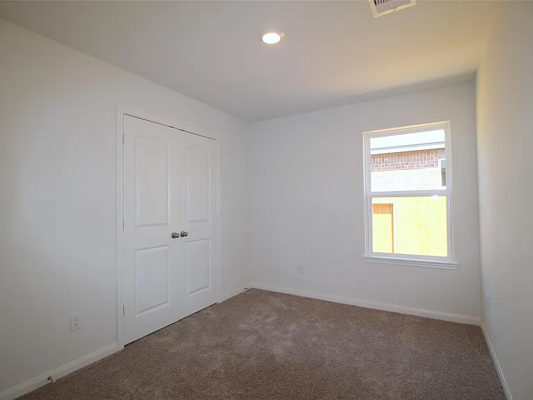 8031 Vacek Meadows Loop — Photo 21