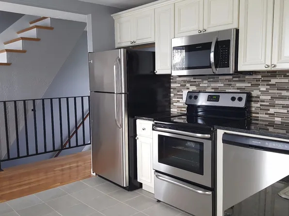 81 Summer St, Watertown, MA