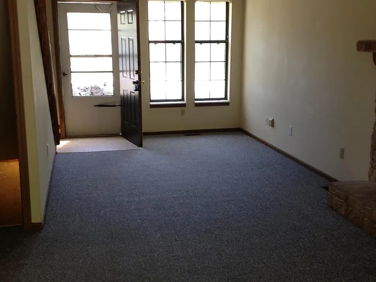 7324 N Liberty St — Photo 2