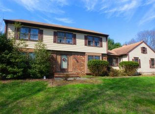 21 Dakarla Dr, Middletown, NJ 07748