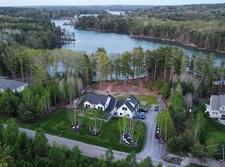 73 Breezy Point Rd, Brunswick, ME 04011