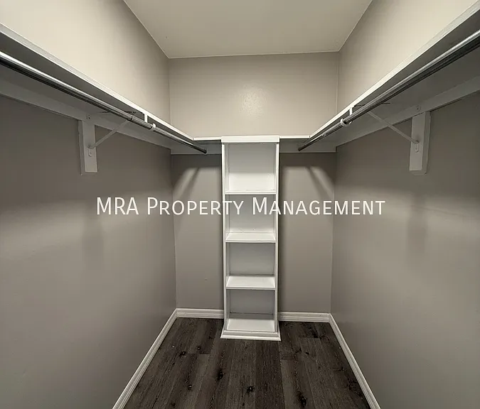 362 Briarwood Rd — Photo 10