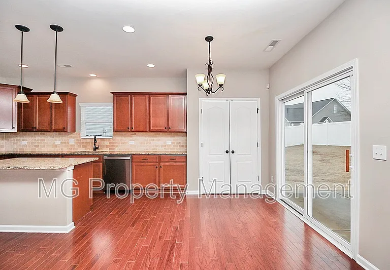 12700 Wither Steele Ct — Photo 12