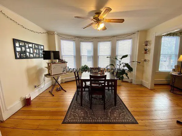 (undisclosed Address), Somerville, MA 02145